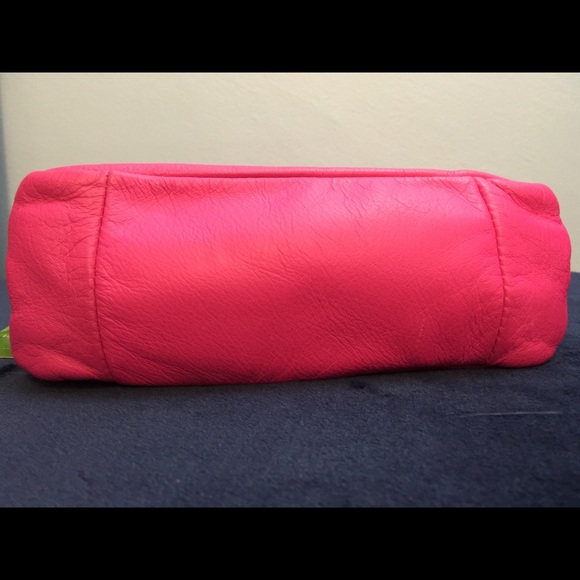 Kate Spade Crossbody Leather bag w gold hardware - Picture 5 of 8